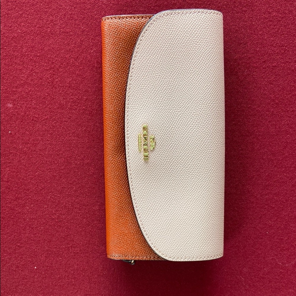Coach Crossgrain Leather Wallet
